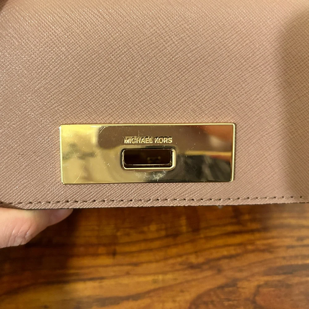 Michael Kors Callie Dusty Rose Wallet(Like New) - Picture 3 of 11